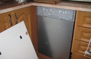 Установка фасада на посудомоечную машину в Ревде